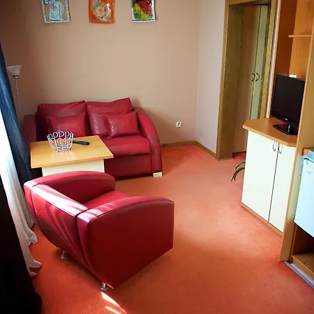 Apartment Passage *
